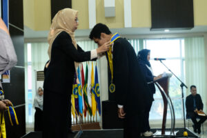 Yudisium FKIP UPGRIP: Dorong Alumni Lanjutkan Studi ke Pascasarjana UPGRIP