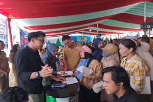 BPJS Kesehatan Palembang Hadir dalam Pelayanan Terpadu Pemda OKI, Ratusan Warga Tulung Selapan Antusias!