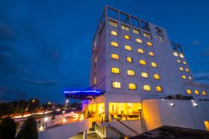 Sintesa Peninsula Hotel Palembang Hadirkan “New Year’s Eve Dinner Vaganza 2026” dengan Hidangan Oriental & Penampilan Band Spesial