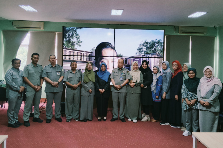 UPGRIP Terus Cetak Doktor, Dr. Allen Marga Retta, M.Pd. Dosen UPGRIP Raih Gelar Doktor di UNSRI