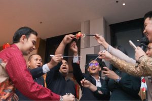 Wyndham Opi Hotel Palembang Meriahkan Imlek 2026 Lewat Prosperity Reunion Dinner dan Tradisi Yusheng