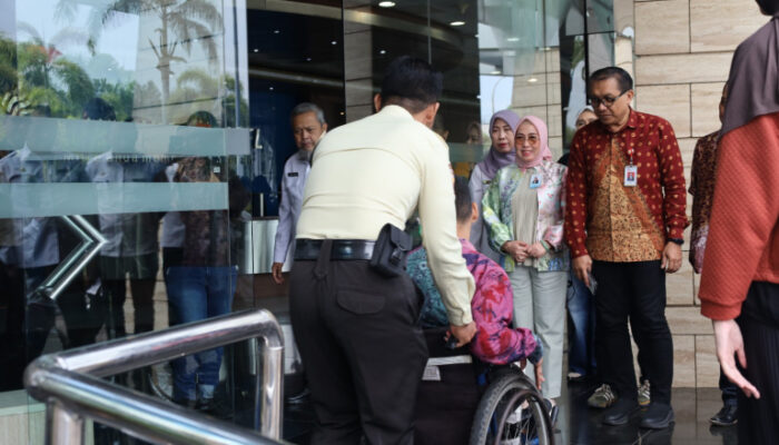 Perkuat Inklusi Keuangan, OJK Dorong Layanan Perbankan Terjangkau Bagi Penyandang Disabilitas