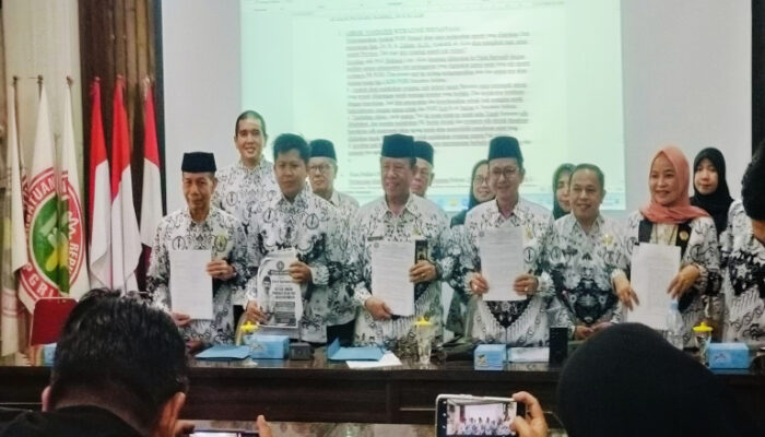 PGRI Sumsel Serang Balik Kelompok Pembegal Organisasi, Tegaskan Loyal kepada Unifah Rosyidi