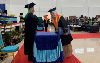 Wisuda ke-97 UIN Raden Fatah, Rektor Ajak Alumni Jadi Agen Penggerak Ekonomi Syariah di Era Digital