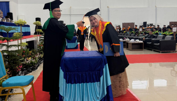 Wisuda ke-97 UIN Raden Fatah, Rektor Ajak Alumni Jadi Agen Penggerak Ekonomi Syariah di Era Digital