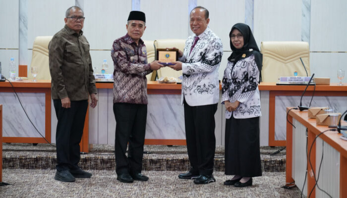 PGRI Sumatera Selatan dan PGRI Ogan Ilir Perkuat Kompetensi Guru Melalui Akselerasi Penulisan Karya Ilmiah