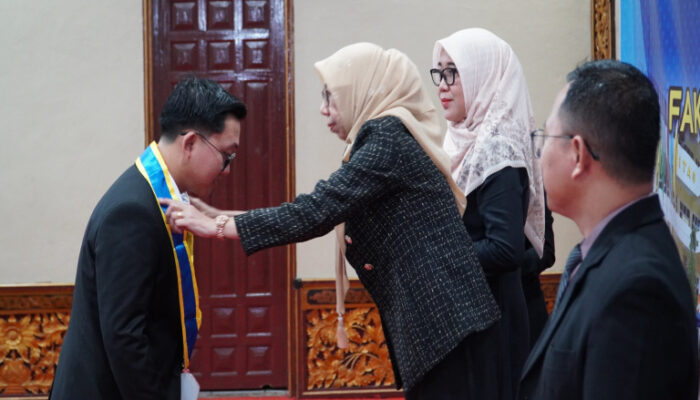 Yudisium FKIP UPGRIP ke-163, Rektor Dorong Mahasiswa Hasilkan Karya Nyata lewat Prototipe dan Proyek