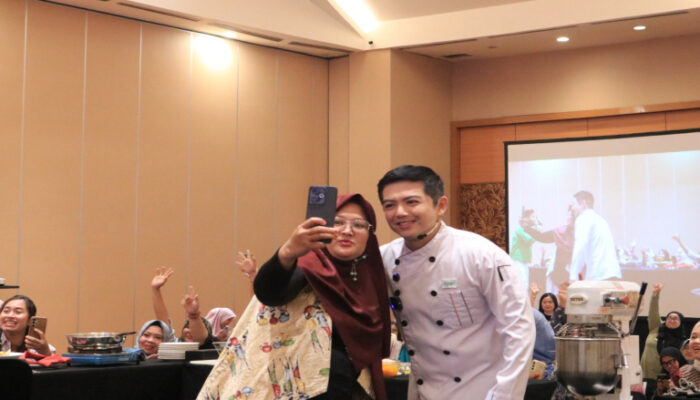 Nicky Tirta Bikin “Ragam Raso Kito” ARYADUTA Palembang Makin Meriah, 500+ Peserta Hadir dari Berbagai Kota