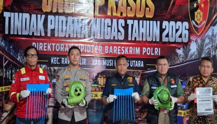Bareskrim Polri Bongkar Kilang Minyak Ilegal di Muratara, Amankan 51.200 Liter Minyak Olahan