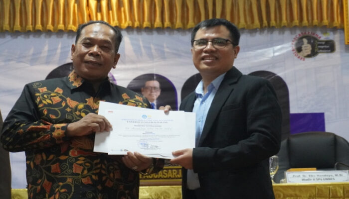 Dosen UPGRIP Tampil di UNNES, Bagikan Strategi Publikasi Jurnal Scopus Berbasis AI